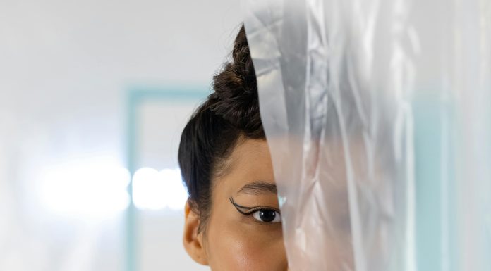 Rideaux à lanières : efficacité et polyvalence pour votre espace