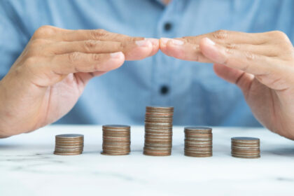Portage salarial : comment choisir une société transparente sur ses frais ?